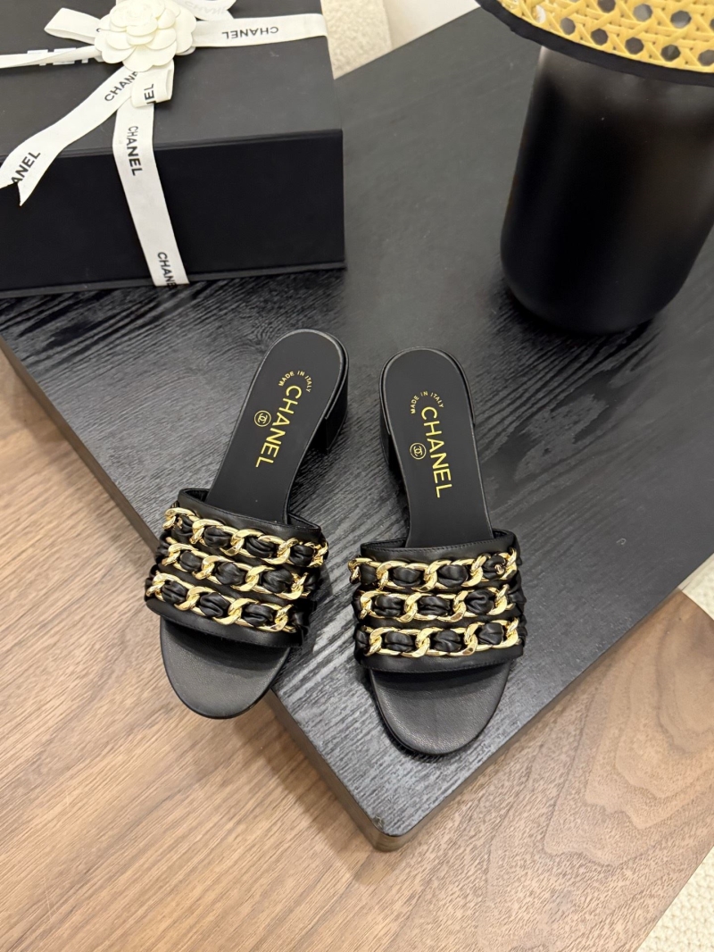Ch**el slippers